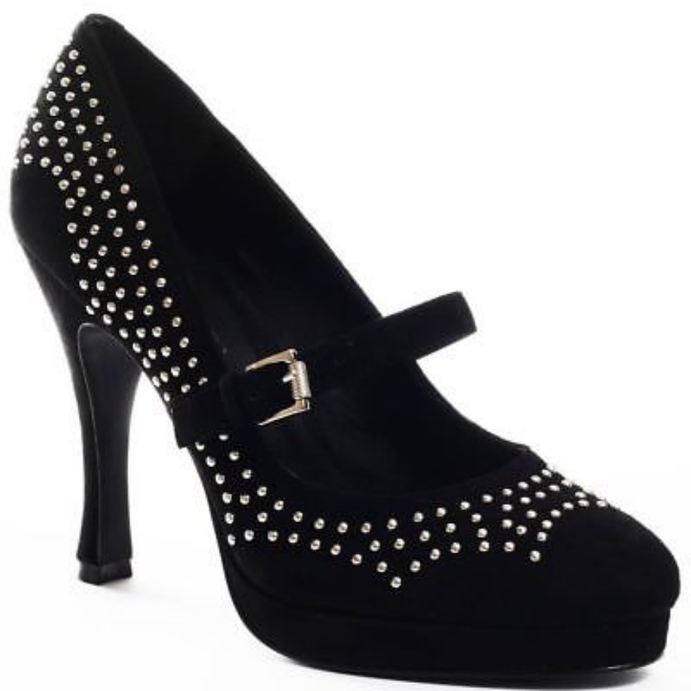 NWOT BCBG Generation studded black leather heels